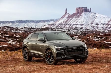 2020-audi-q8-front-angle-view-carbuzz-594666-1600