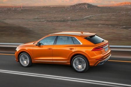 2020-audi-q8-side-view-driving-carbuzz-431353-1600
