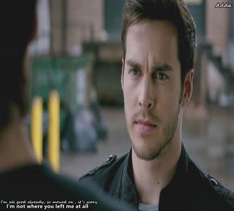 》#Auzind-o, acesta continuă cu și mai multă intensitate, sărutând-o acum lung, fiind și +; el aproape de orgsm. Îi cuprinde snii în palme și-i strânge ușor, mișcările auzindu-se ca aplauze în timpul pe.netrării. "Do it, baby!"
