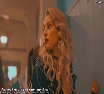 》#Râde, uitându-se spre el și intrând după ce toți invitații și-au făcut apariția. "Well, l-am +; pus pe Nate acum să-mi spună ce s-a întâmplat și mi-a dat mesaj că are și filmare, deci o să vedem tot ce am pierdut..&quot; #Chicotește, plimbându-se cu el cu paharul de
