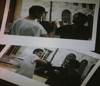 Da ce am eu kkt pe față ?