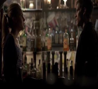 — Pentru prima oară după mai mult timp, lui Klaus reușește cineva a-i stârni amuzamentul,; ba chiar să izbutească în a-l face pe acesta să râdă, chiar dacă nu este un râs de lungă durată. „Ucide? Draga mea, tu ai fi cea care ar putea muri încercând să o facă.”
