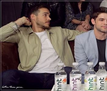 §´¨ɴ̲̃ᴏ̲̃ᴛ̲̃ʜ̲̃ɪ̲̃ɴ̲̃ɢ̲̃ ･ƨǝɿɒqmoɔ.; „Dar din moment ce te-ai pregătit așa, mi-a trecut prin cap să; te scot la o înghețată în oraș, însă dacă ești ocupată...” strânge buzele în semn că-i pare rău că nu este disponibilă.
