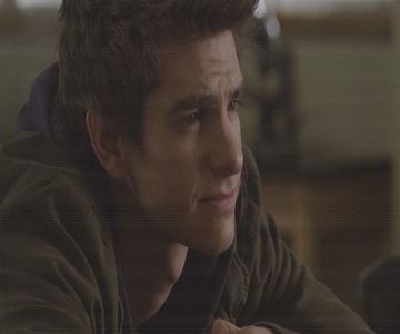 ⛧ℳi̶s̶c̶h̶i̶e̶f̶ ℳa̶n̶a̶g̶e̶d̶  ceva verde la ei. ❝Stai liniștită, avem noi grijă de tine. Nu-i așa,; Freds?❞ I se adresă zâmbitor lui Josie și deși avea numai intenții bune, felul în care spusese acea frază ar fi putut fi ușor interpretat în alte moduri.
