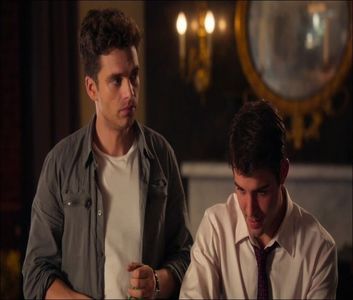 ⤑εɱΘτίΘɴคι☮ωяe¢κ┊s..serios?e a mea?# ridica capul inca find in; genunchii si se uita cand la hardin cand la marie nestind daca mardin glumesc cu el in acest moment si dupa cateva secunde se ridica in picioare strangandu-i pe
