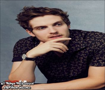 ✄♔. [cl] da, corect , nu e niciodata prea tarziu , daca nu e o cearta sigur face cineva; vreo prostie sau vreo drama si tot se intampla ceva [#ridica din umeri si deja se gandea  si el la cativa care ar putea face chestii de genul .
