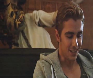 ⛧ℳi̶s̶c̶h̶i̶e̶f̶ ℳa̶n̶a̶g̶e̶d̶  Aprobă din cap la vorbele lui Nathan și merge alături de el și; Lydia în camere, dorind să lase bagajele în camere și să se relaxeze și el puțin.
