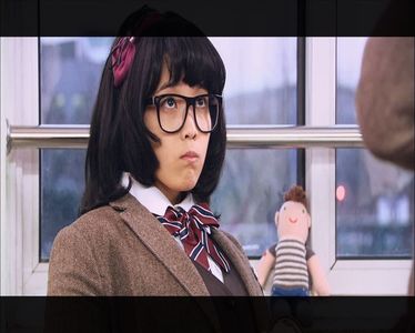 ▌Se uită la el. ▌　― Huh? o.o