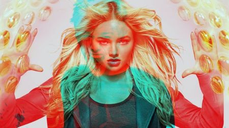 natalie-alyn-lind-in-the-gifted-season-2-ps