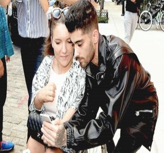 — De a se face dispărut alături de ceilalţi şi înainte ca iubita sa să apară în orice posibil moment