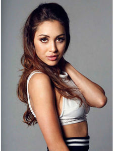 Lindsey Morgan (12)