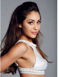 Lindsey Morgan (27)