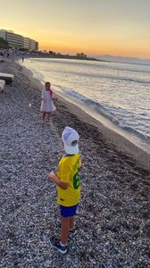 3DFAFC69-04E4-4B0A-B940-5371497C9FBF