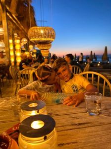 81BD8D31-3FF8-4514-8060-51AF72606837