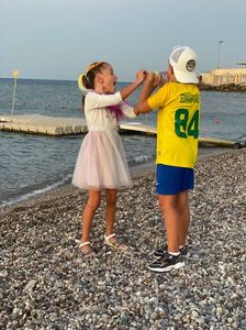 1BB808B8-AF0B-44DA-8BA5-CF7BC7695321