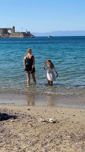 82D1BCC6-ACAA-4BA6-B31F-9F56DC0E558F