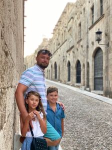 4077F26D-1E64-46A9-A989-7875C2269DD8