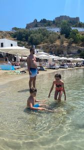 813B63F5-A5E5-4399-AF5E-AA5F09A6A2F4