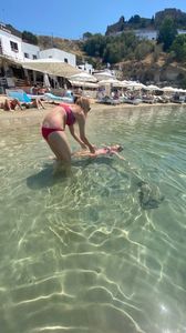 5CF4B950-8A63-4EDA-BD96-5C4200CC4EAC