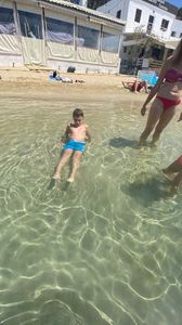 E90C63D4-293A-48A4-8C67-E537C79E58FB