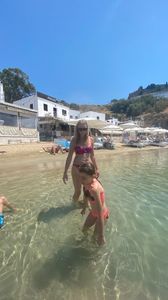 BF728AFA-A3B4-4F75-9F5A-2B253F007E38