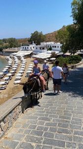 72ABB71C-02DA-4293-AFDE-2500D35F66B0