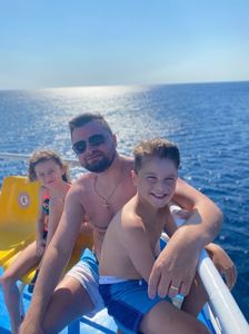 A79D01EC-C633-4AA5-BF1D-325A2614B518