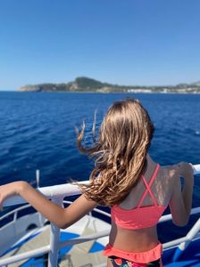 FD1C1FE2-1684-4019-9F3E-524BCA2689AE