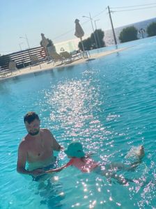 B9B6FF02-D612-4C8D-96B1-A42B5905D243