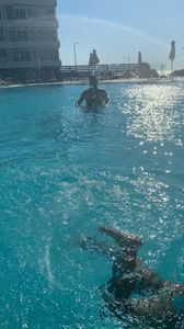 3D4E94E4-F612-4DBB-8EEF-2D2BF637118A