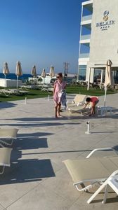 AE3D2E77-000D-416B-914A-893D78A34E0D