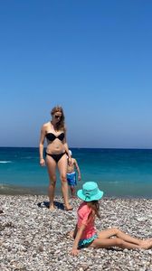 10C11C86-2F08-4F1E-8C7F-F9AC25B71B85