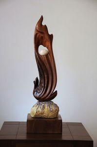 14.PASĂRE PHOENIX I * PHOENIX BIRD I; lemn de mahon / piatră / plumb 59 cm
