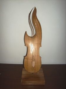 59.VIOARA-FLACĂRĂ * FLAME-VIOLIN; lemn de cireş + cupru           55 cm
