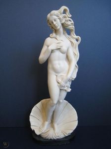 Selena Gomez received a mini Birth Of Venus statue from Aron Piper.