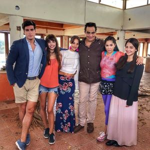 Juan Oropeza y sus hijos