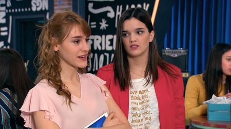 Jazmin, Delfi