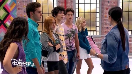 Los chicos en el Roller con Juliana