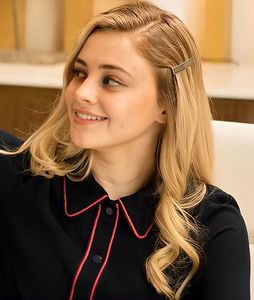 Daaaa, tocmai tuuuuuu. (râde) Nimeni nu e inocent.
