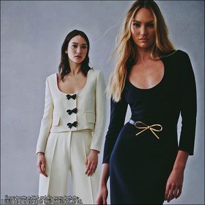 ☇.ᵗʰᵉ̣ṃ̣ẹ̣ṛ̣ṃ̣ạ̣ịḍ❀ƨɘilɟ.ϟ;. "Cine a zis ceva de distracție? Să fiu sinceră, încă nu mi-am; revenit complet după ultima dată când ne-am distrat." Surâde, o fărâmă de aminitre făcându-și loc printre gânduri. "Am putea doar să... stăm și să ne bucurăm de prezența fiecăruia."
