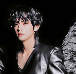 ⚜ V  Black Swan ⚜❤♥️