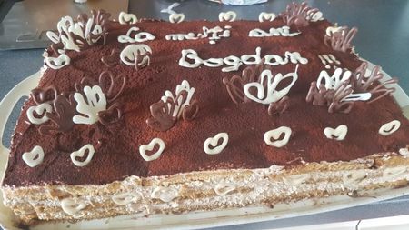 Tort tiramisu