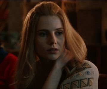 ⌮˒♥˓ Iṇ꒒ục̣y’s⋅⁽ẅöṛdṡ⁾... 　‰ː  ‘Pot să fiu drăguţă când vreau, şi în seara asta m-ai nimerit; bine. Am o stare binevoitoare.’ Se ridică în picioare şi îşi scutură cutele de organdi roz, mototolite şi pline de frunze. Un zâmbet mic îi juca în colţuri; se străduieşte să-şi aleagă cu grijă
