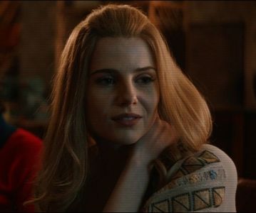 ⌮˒♥˓ Iṇ꒒ục̣y’s⋅⁽ẅöṛdṡ⁾... 　‰ː cuvintele, rupând rămurelele din mână. ‘Nu neapărat de; tine. Prietena ta nu prea pare să mă simpatizeze.’
