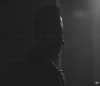 ̷͡︽.　· Nu-și avea rostul precizarea duratei de timp a prieteniei ce-l lega de Aron, și prin urmare; faptul că momentele în care acesta se prezenta drept o adevărată enigmă erau sporadice. Nu, căci cuvintele acesteia erau îmbibate într-un alt substrat, unul care nu asuma o simplă fațadă
