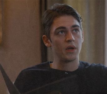 থৣĦғᴛ؟ℬᵉ̶̶ᵃ̶̶ᵘ̶̶ℛᵉ̶ᵍ̶ᵃ̶ʳ̶ᵈ͠ ༈٫ fiu onest.” Ochii îi alunecau indiferenți, neîmpiedicați de vreun ob; -stacol apoi își măsură încheietura, stăpânit de o curiozitate a timpului. „M-am trezit înainte. Dar sigur constituia preludiul unor hotărâri brusce, lipsite de chibzuință, de o cutezanță demențială.”
