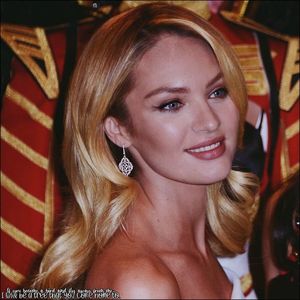 ☇.ᵗʰᵉ̣ṃ̣ẹ̣ṛ̣ṃ̣ạ̣ịḍ❀ƨɘilɟ.ϟ;. semn barmanului pentru încă unul fiindcă simți nevoia de a-și; umezi grumazul din nou. "Intenția mea nu a fost să fiu remarcată în public. Niciodată nu urmăresc asta." Florile se veștejiră, așa că le desprinde dintre firele de păr și le
