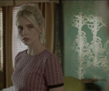 ⌮˒♥˓ Iṇ꒒ục̣y’s⋅⁽ẅöṛdṡ⁾... 　‰ː Păstrase un chip ca o lună plină, o înfăţişare de păpuşă uimită; sub alba strălucire a părului. Repede îşi îndreptă talia şi încercă să dea feţei ei o expresie mai calmă. Se reculese o clipă înainte de a răspunde. ‘Ştii prea bine că am făcut-o. Şi ţi-am demonstrat 
