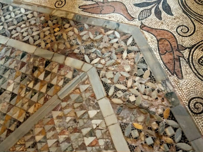 ; Paviment din Basilica San Marco
