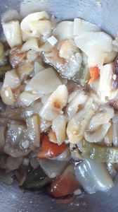 Salata de ardei copti cu usturoi